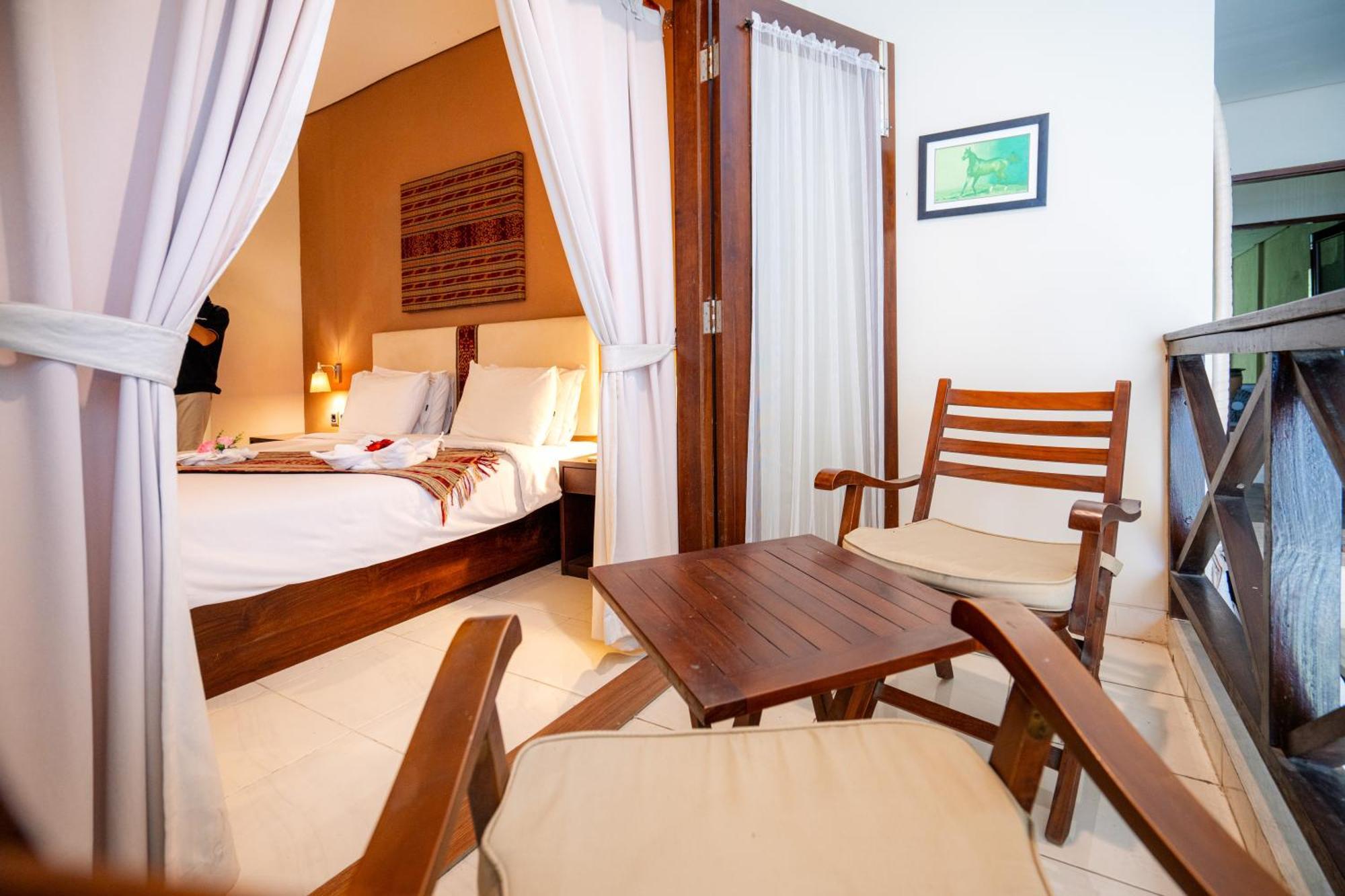 Samawa Transit Hotel Sumbawa Besar Экстерьер фото
