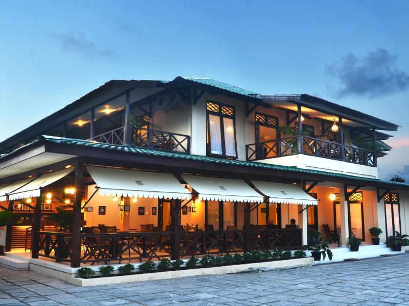 Samawa Transit Hotel Sumbawa Besar Экстерьер фото
